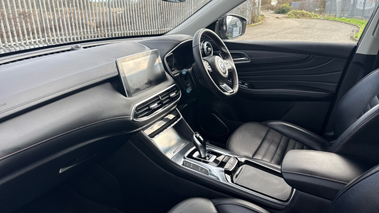 MG HS 1.5 T-GDI PHEV Trophy 5dr Auto Hatchback